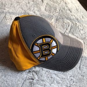 Bruins hat